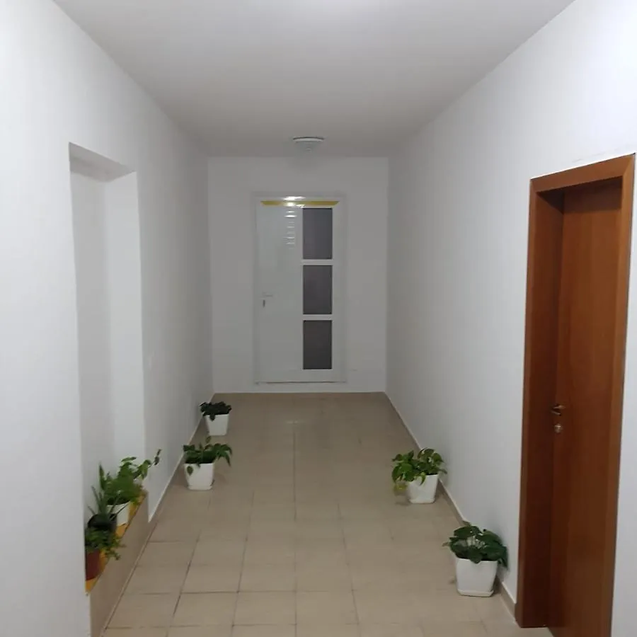 Hotel Restorant Genti Peshkatari Orikum 0*,  Albania