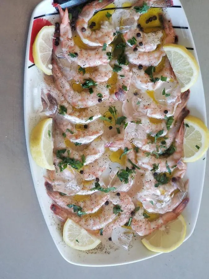 Hotel Restorant Genti Peshkatari Orikum 0*,