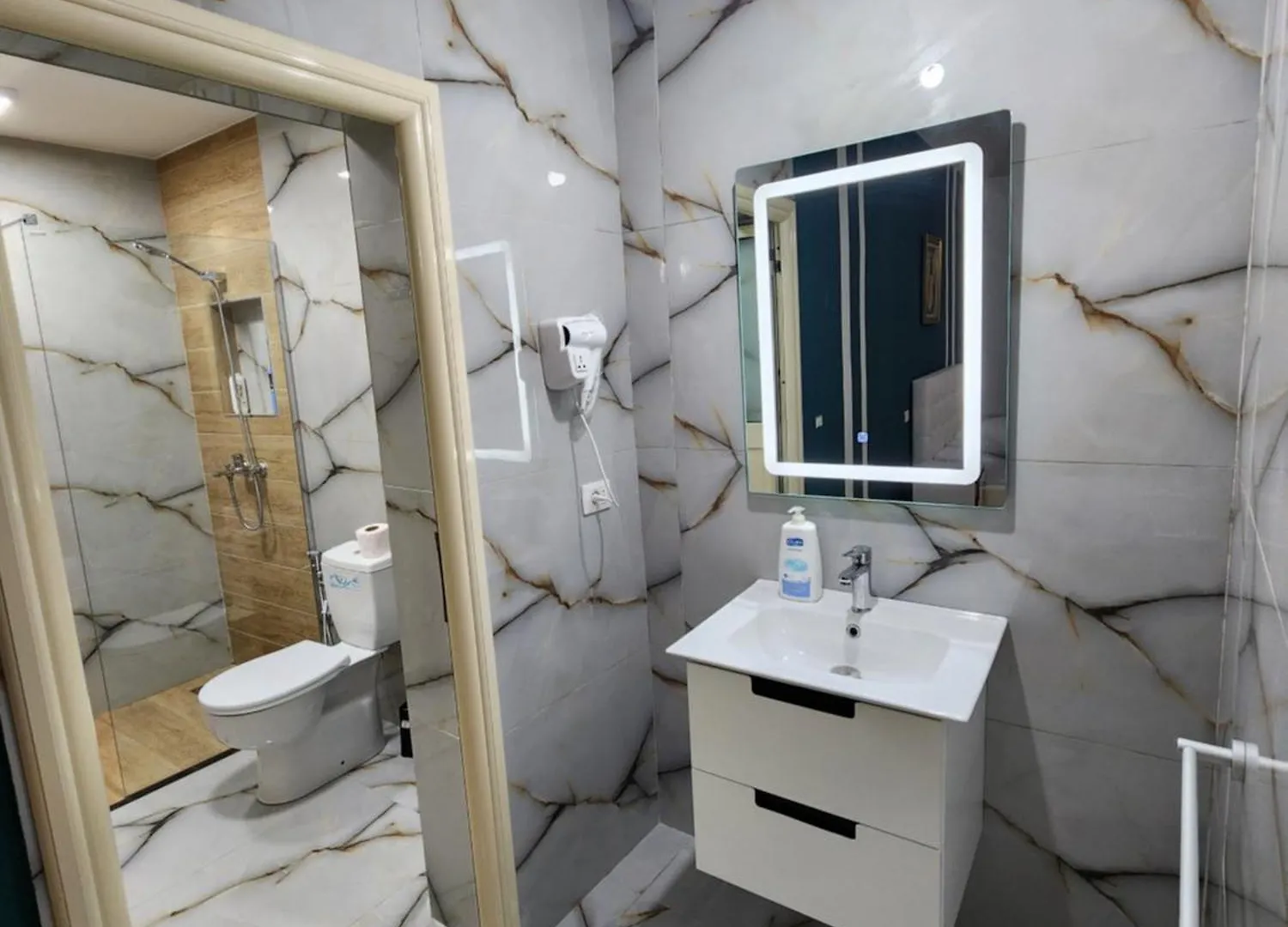 Hotel Restorant Genti Peshkatari Orikum